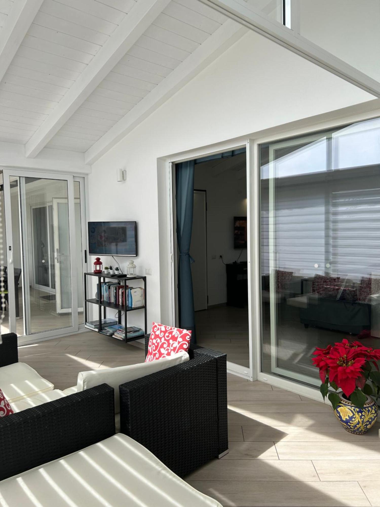 Attico Jasmin Apartment Quartu Sant'Elena Bagian luar foto