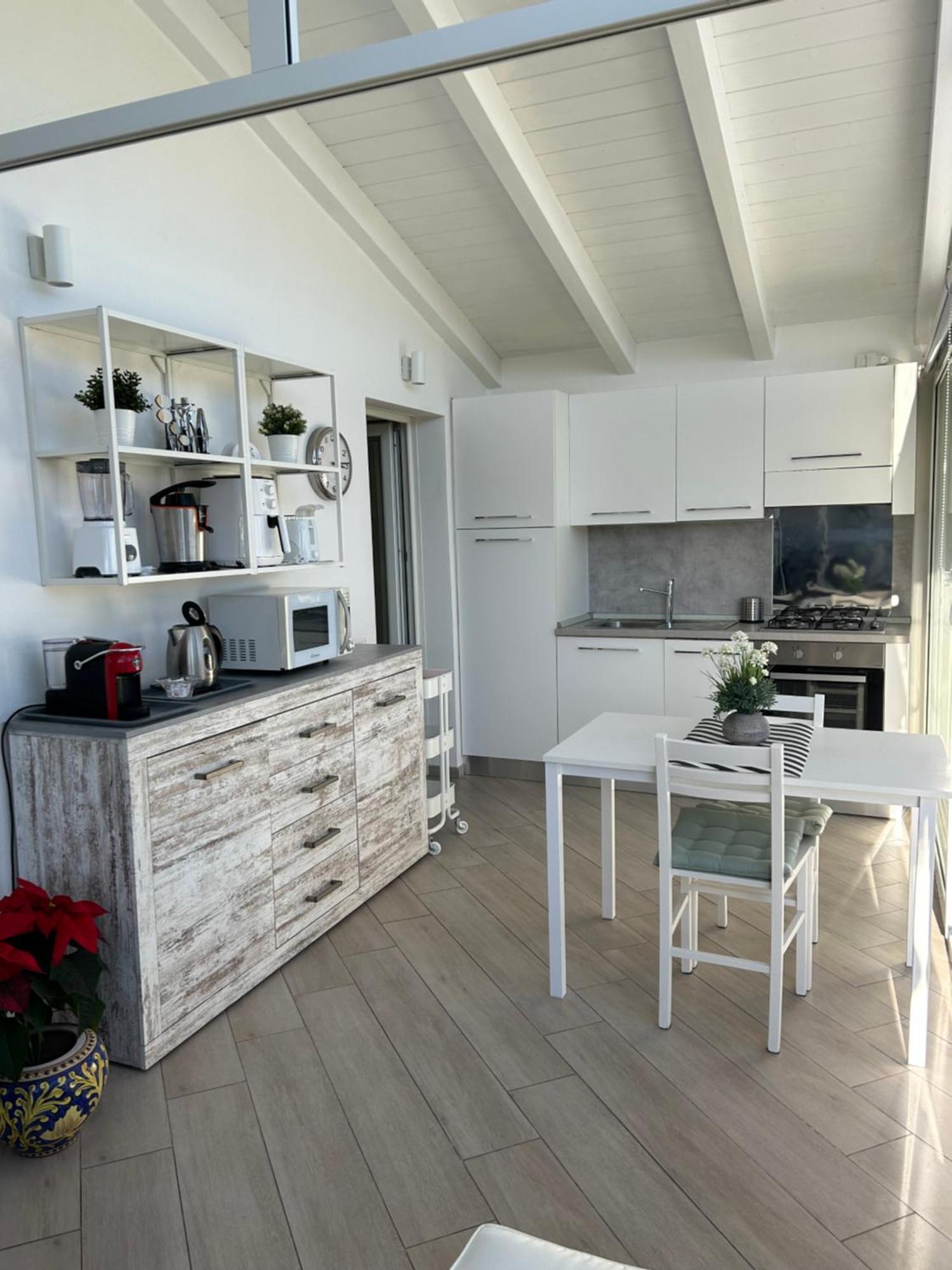 Attico Jasmin Apartment Quartu Sant'Elena Bagian luar foto