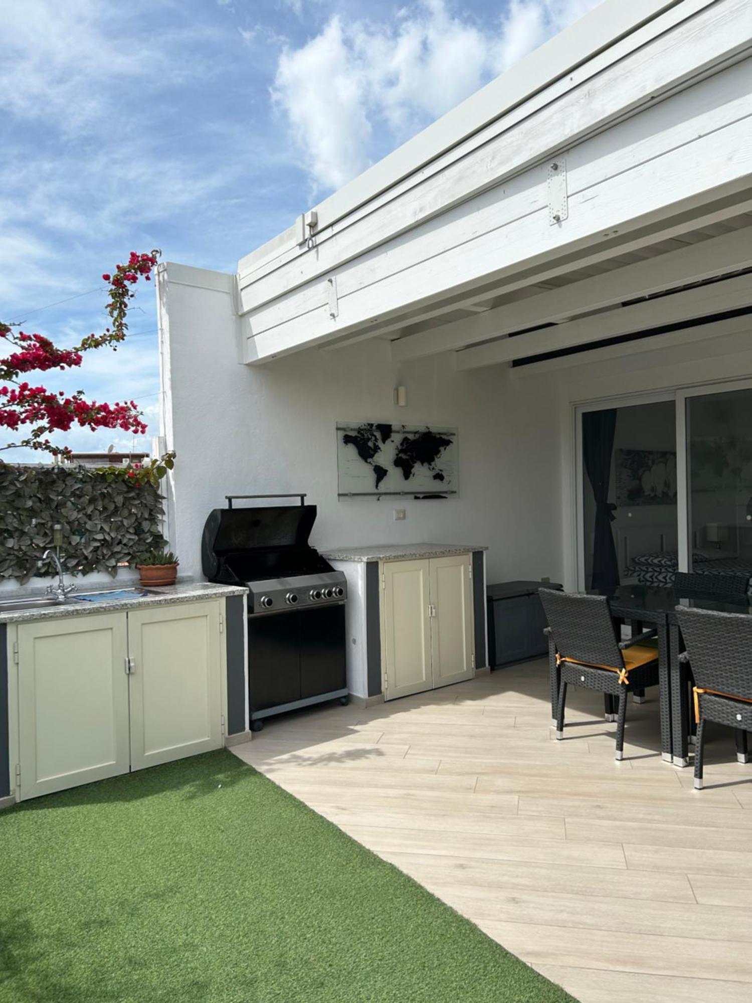 Attico Jasmin Apartment Quartu Sant'Elena Bagian luar foto